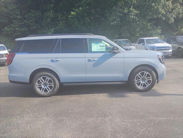 new 2025 Ford Expedition car, priced at $67,560