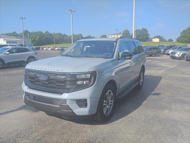 new 2025 Ford Expedition car, priced at $67,560
