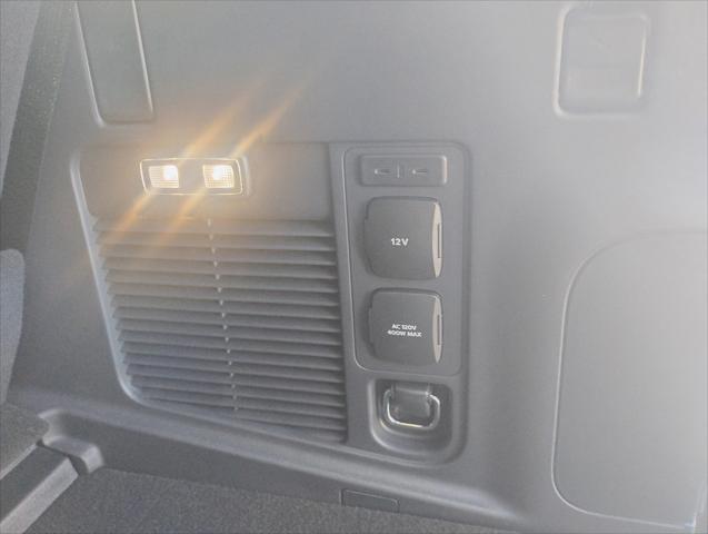new 2025 Ford Expedition car, priced at $67,560