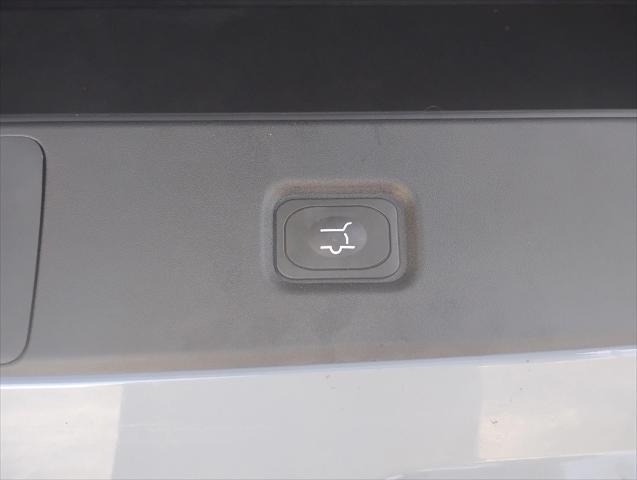 new 2025 Ford Expedition car, priced at $67,560