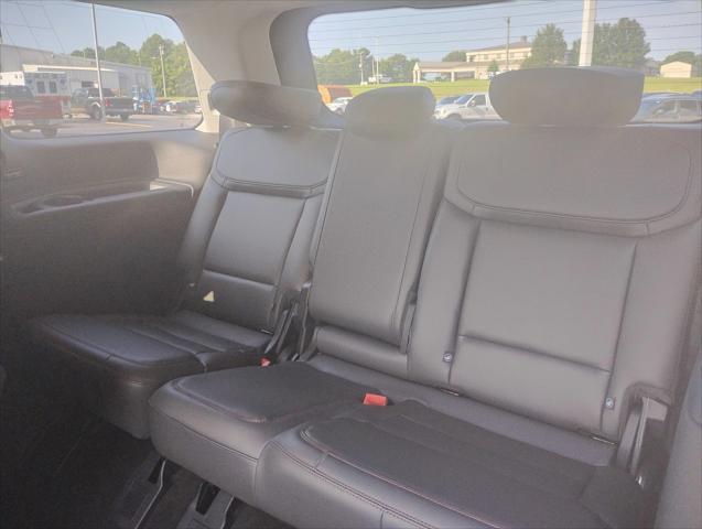 new 2025 Ford Expedition car, priced at $67,560
