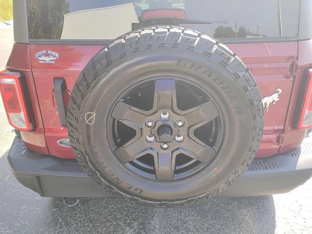 new 2025 Ford Bronco car, priced at $49,320