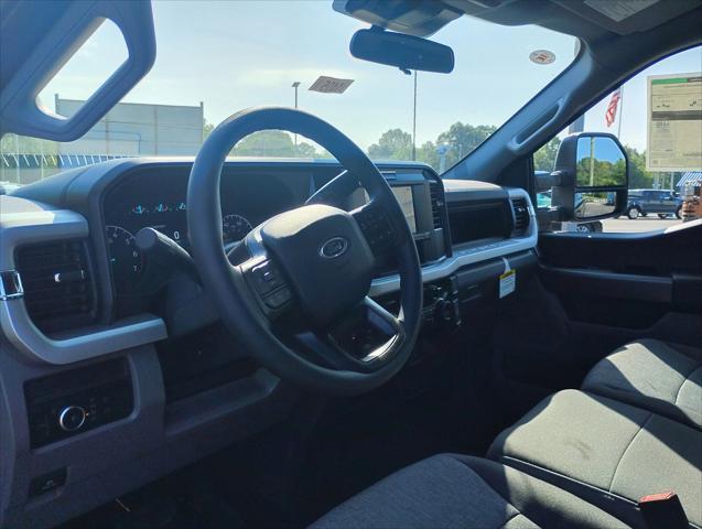 new 2025 Ford F-250 car, priced at $55,884