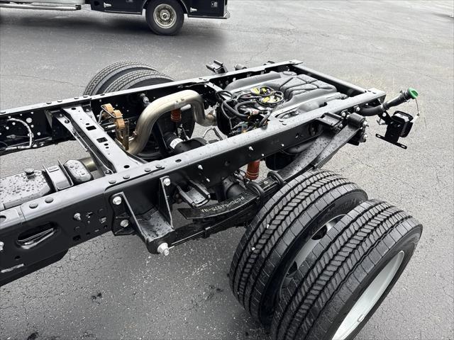 new 2025 Ford F-450 car, priced at $72,804
