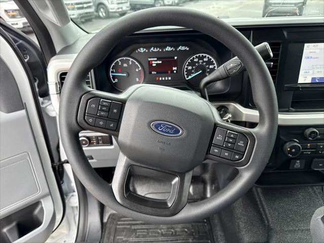 new 2025 Ford F-450 car, priced at $72,804