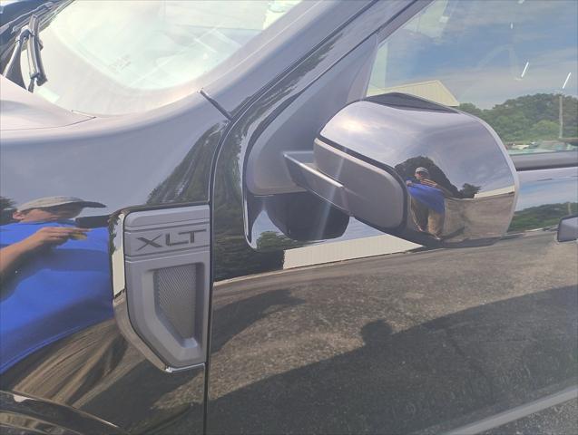 new 2025 Ford Maverick car, priced at $35,921