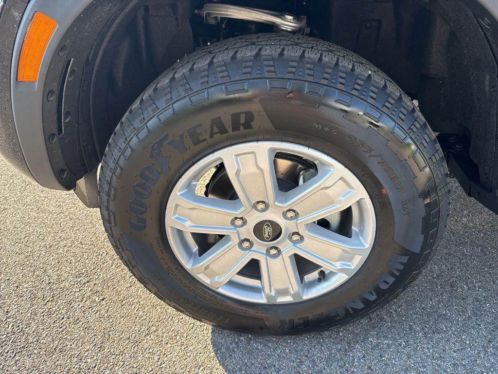 new 2025 Ford Ranger car, priced at $37,009