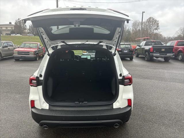 new 2025 Ford Escape car, priced at $32,049