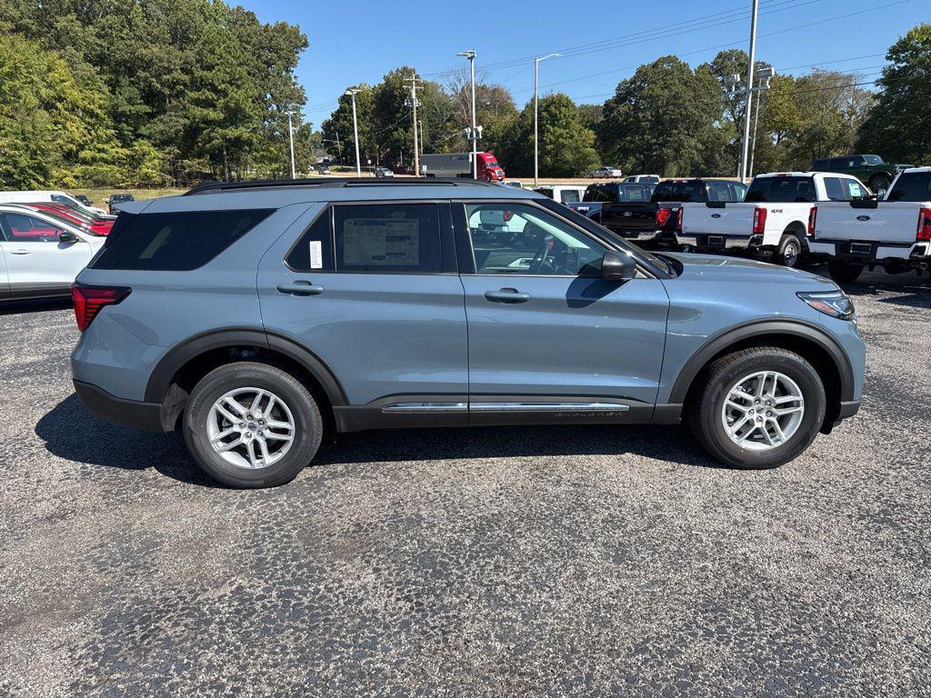 new 2025 Ford Explorer car, priced at $41,364