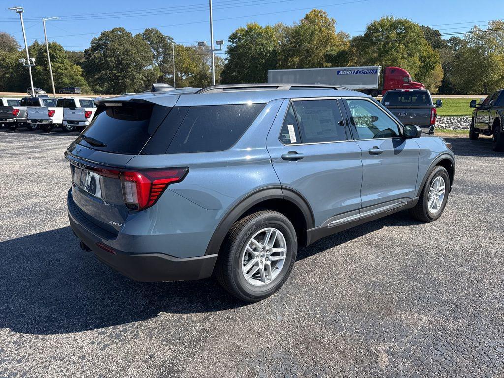 new 2025 Ford Explorer car, priced at $41,364