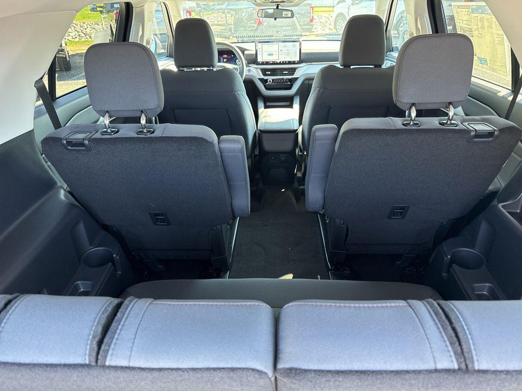 new 2025 Ford Explorer car, priced at $41,364