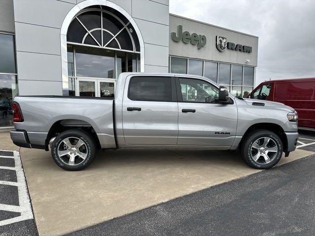 new 2025 Ram 1500 car, priced at $40,986