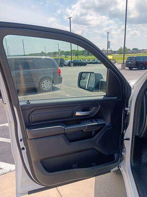 new 2025 Ram 1500 car, priced at $39,986