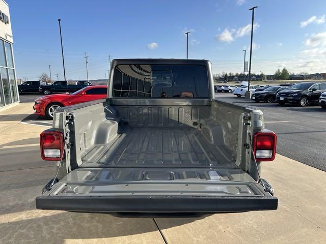 used 2023 Jeep Gladiator car, priced at $34,986