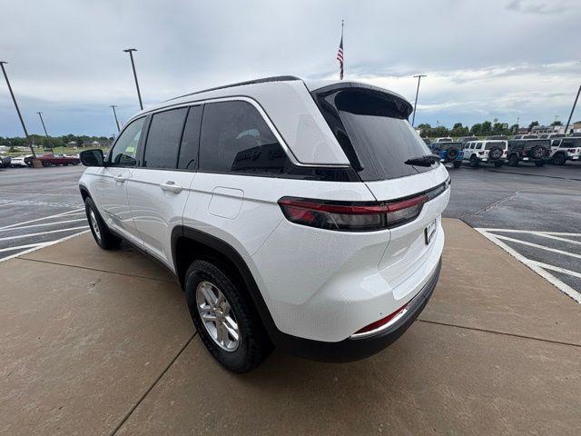 new 2025 Jeep Grand Cherokee car, priced at $34,376