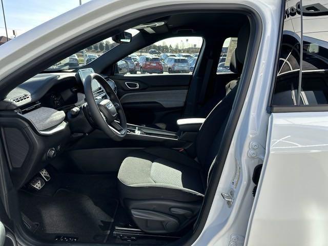 new 2025 Jeep Compass car, priced at $24,986