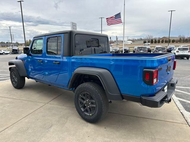 new 2025 Jeep Gladiator car, priced at $42,656