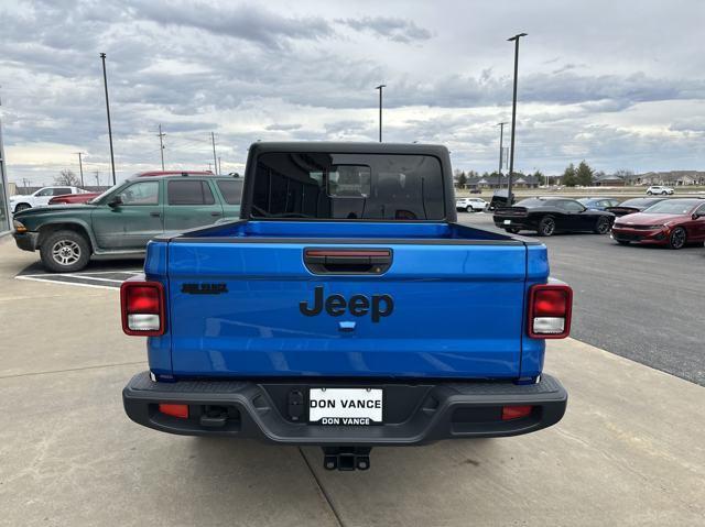 new 2025 Jeep Gladiator car, priced at $44,986