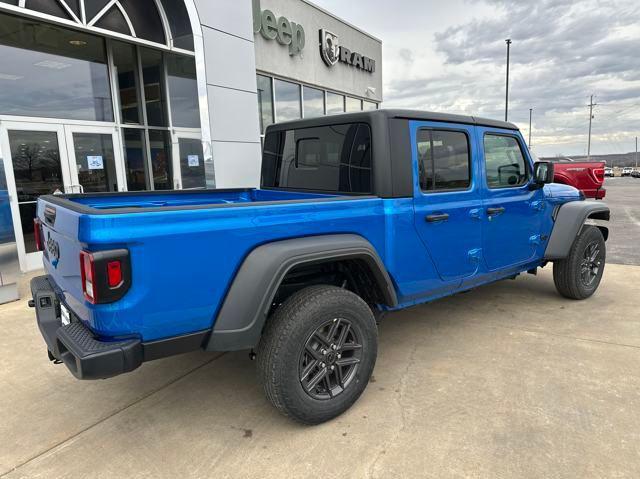 new 2025 Jeep Gladiator car, priced at $42,656