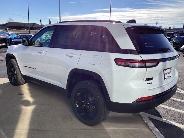 new 2024 Jeep Grand Cherokee car, priced at $39,986