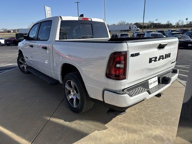 new 2025 Ram 1500 car, priced at $43,986