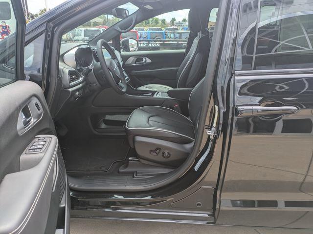 new 2026 Chrysler Pacifica car, priced at $51,988