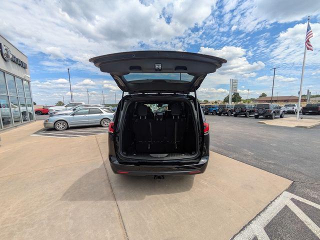 new 2026 Chrysler Pacifica car, priced at $51,988