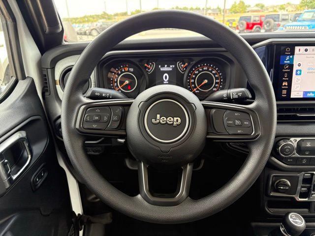 new 2025 Jeep Gladiator car, priced at $39,156