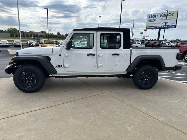 new 2024 Jeep Gladiator car, priced at $36,986