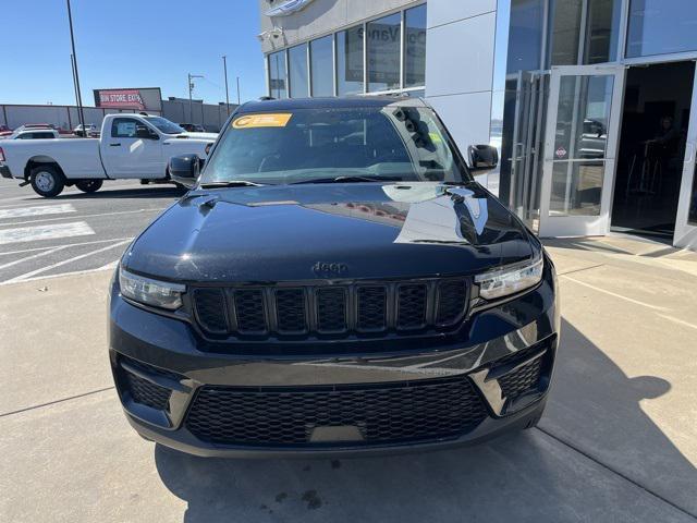 used 2024 Jeep Grand Cherokee car, priced at $38,986