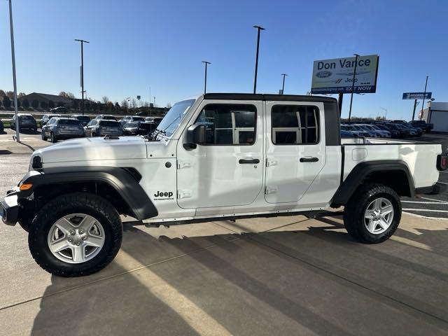 used 2023 Jeep Gladiator car, priced at $29,986