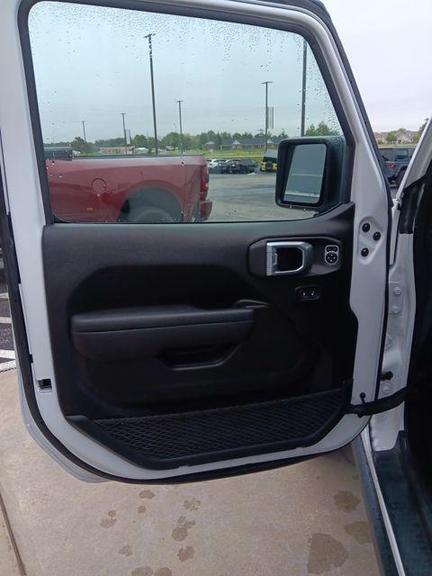 used 2024 Jeep Gladiator car, priced at $39,501