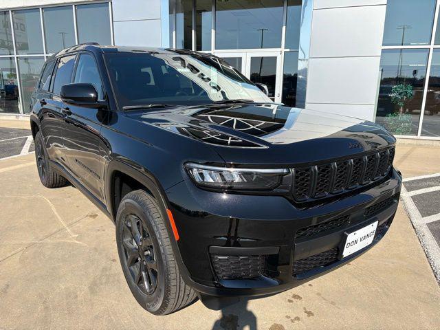 new 2025 Jeep Grand Cherokee L car, priced at $41,999