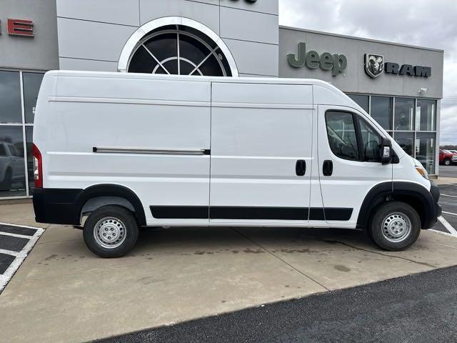 new 2025 Ram ProMaster 2500 car, priced at $44,986