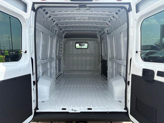 new 2025 Ram ProMaster 2500 car, priced at $46,345
