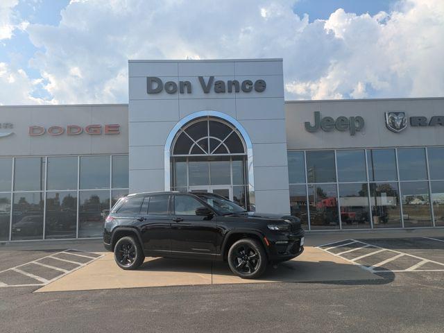 new 2025 Jeep Grand Cherokee car, priced at $42,986