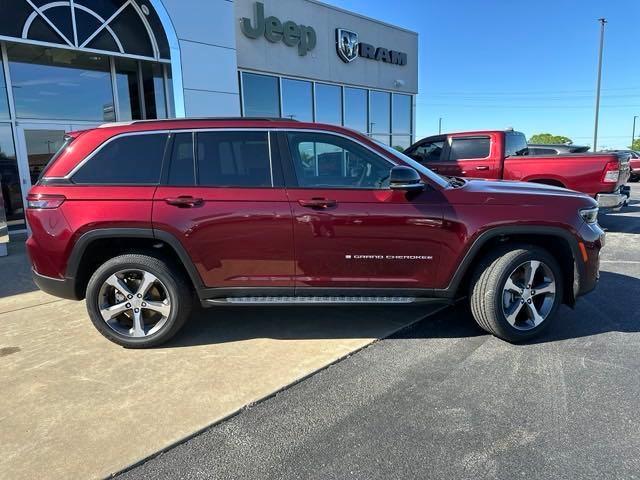 new 2024 Jeep Grand Cherokee car, priced at $46,986