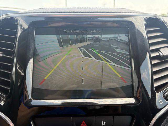 used 2022 Jeep Cherokee car, priced at $24,495