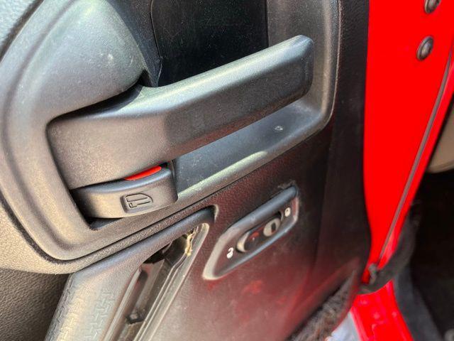 used 2015 Jeep Wrangler Unlimited car, priced at $15,986
