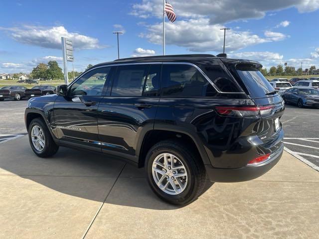 new 2025 Jeep Grand Cherokee car, priced at $39,986