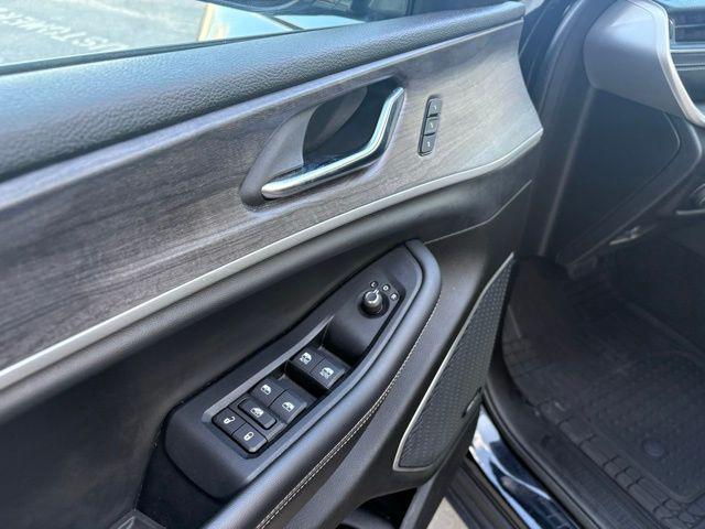 used 2022 Jeep Grand Cherokee L car, priced at $35,986