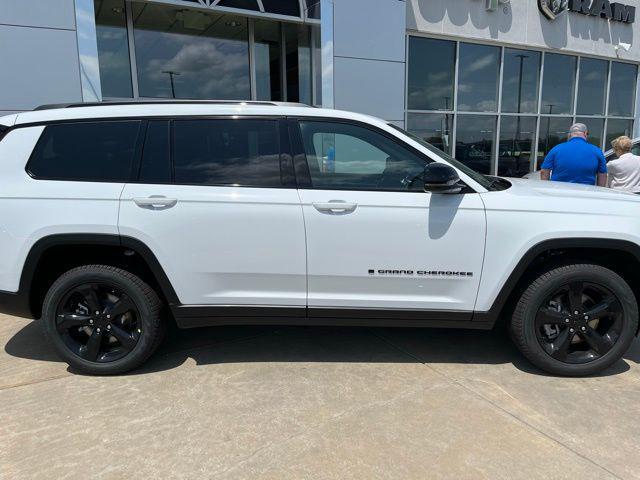 new 2025 Jeep Grand Cherokee L car, priced at $48,135
