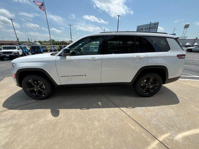 new 2025 Jeep Grand Cherokee L car, priced at $48,135