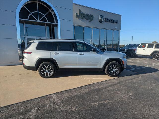 used 2024 Jeep Grand Cherokee L car, priced at $34,663