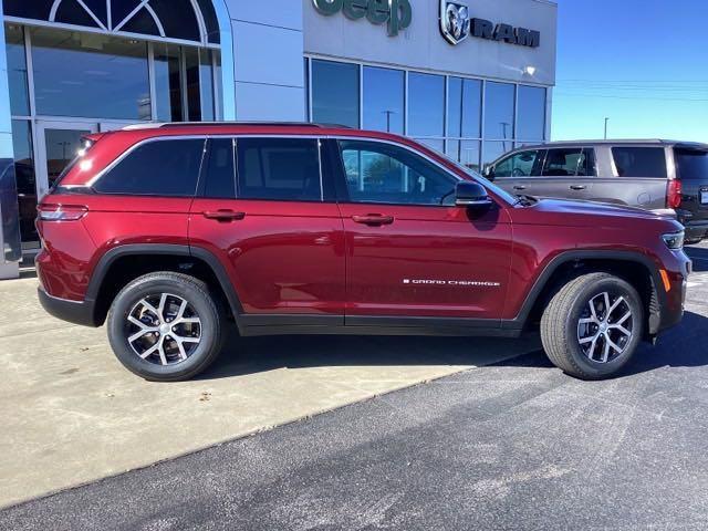 new 2024 Jeep Grand Cherokee car, priced at $45,986