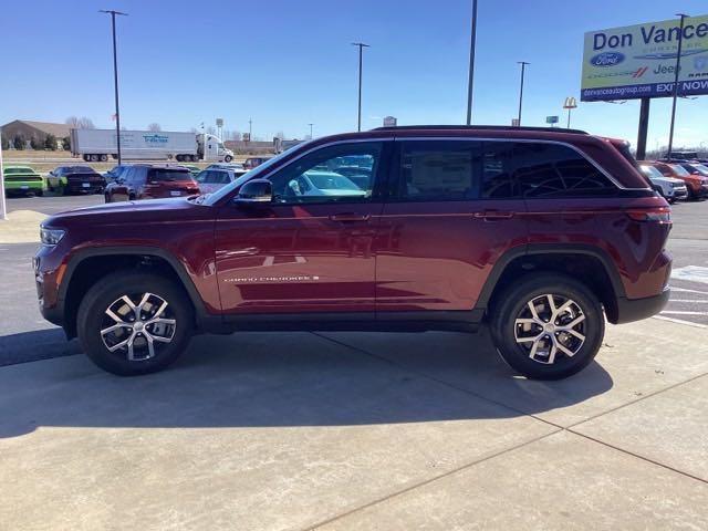 new 2024 Jeep Grand Cherokee car, priced at $45,986