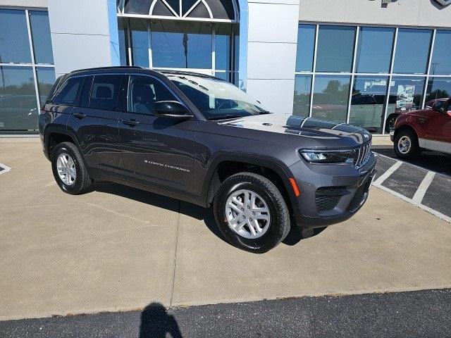 new 2025 Jeep Grand Cherokee car, priced at $39,986