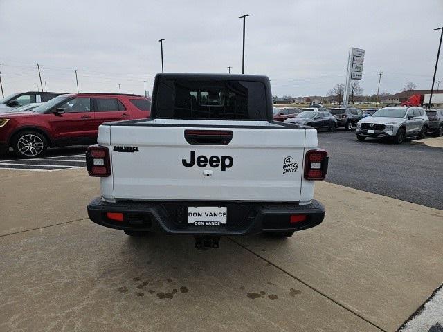 new 2025 Jeep Gladiator car, priced at $46,986