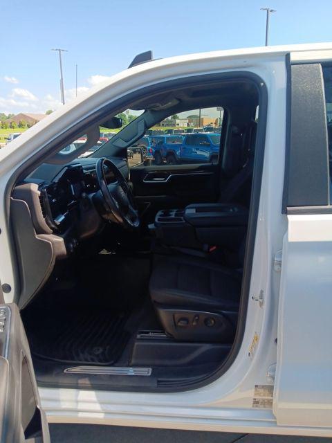 used 2022 Chevrolet Silverado 1500 car, priced at $33,586