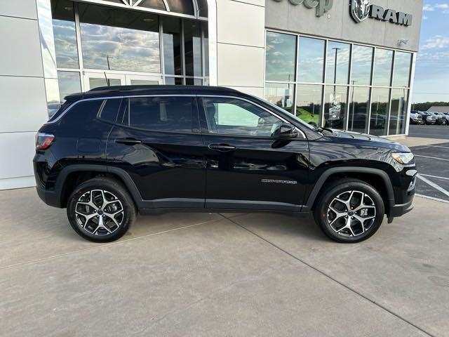 new 2025 Jeep Compass car, priced at $31,986